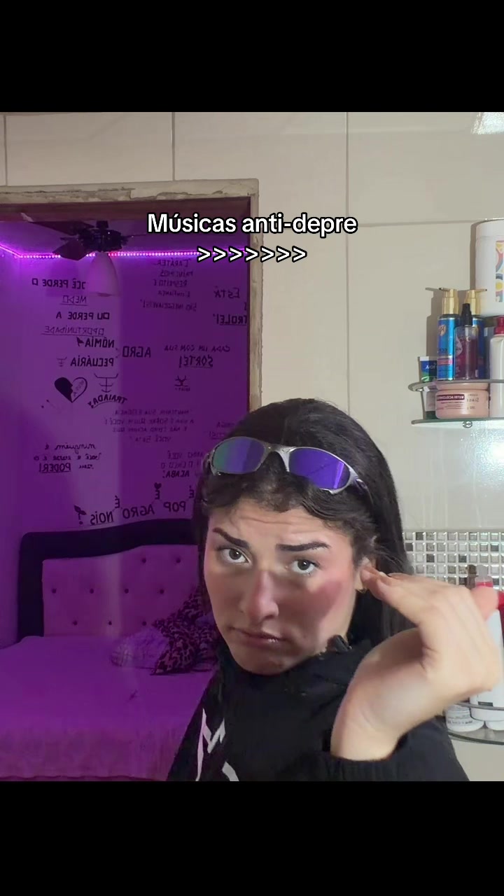 @Eu_Mell🐝🍯