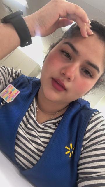 @Ųr̥vïķâ ♥️