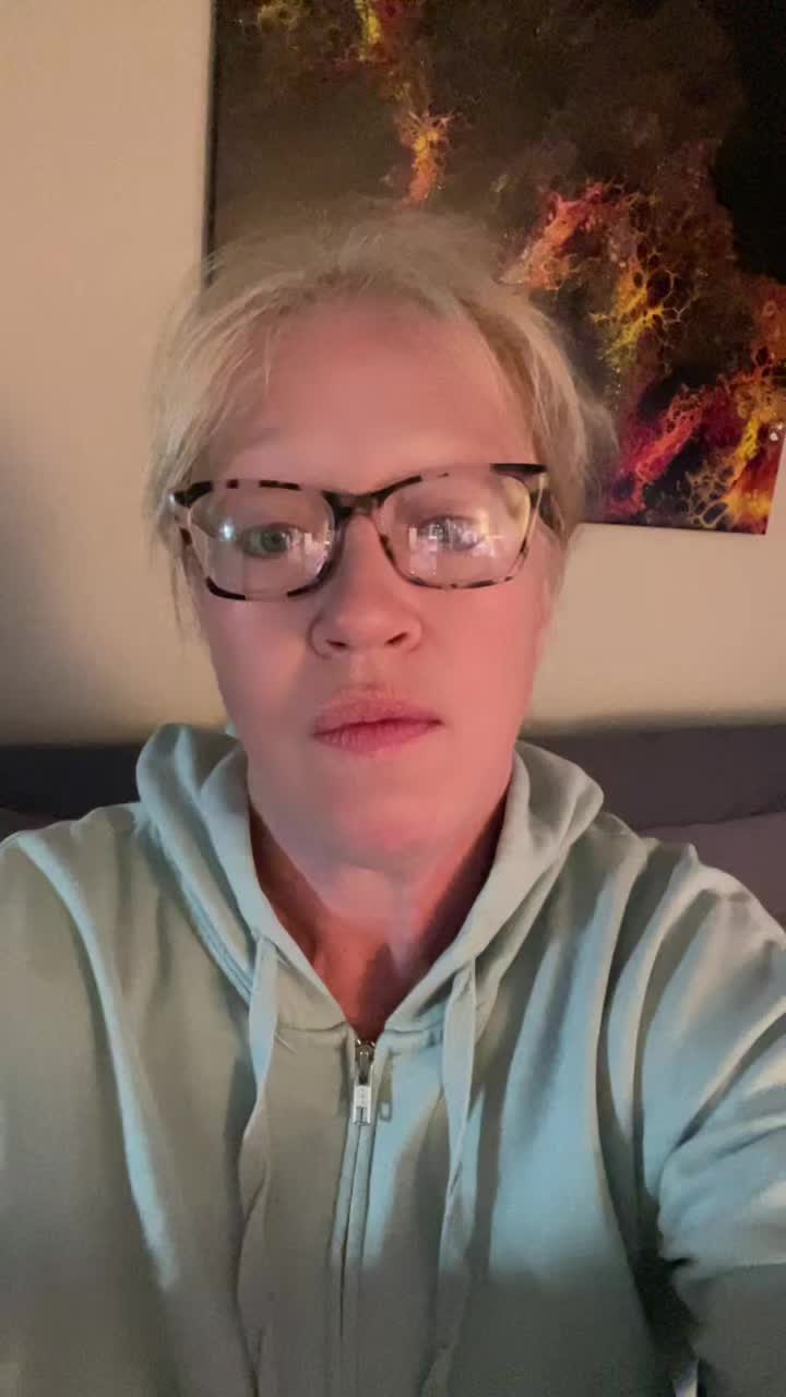 @okdontlaugh