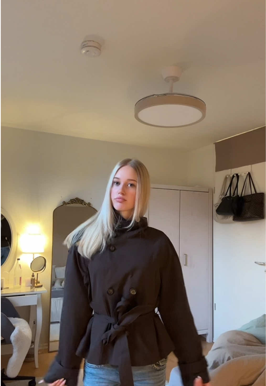 @emmaꨄ