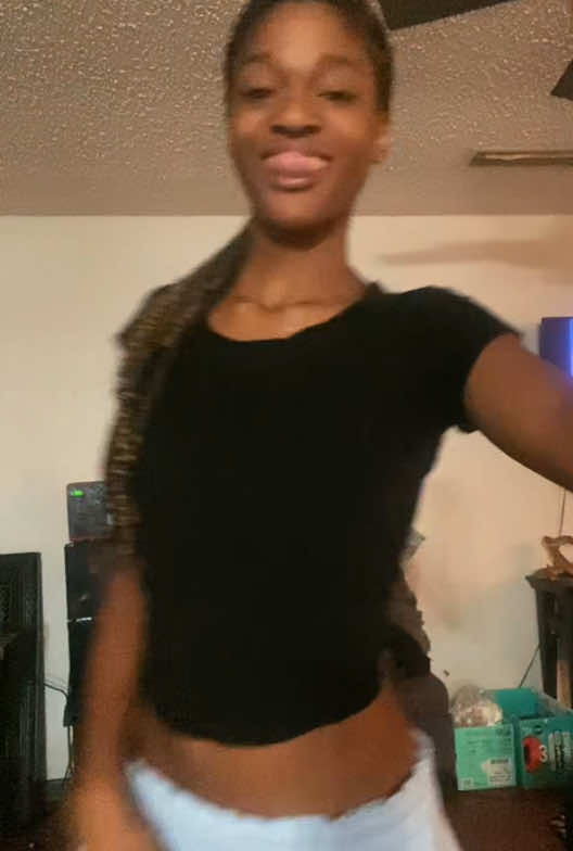 @LariahDeanne