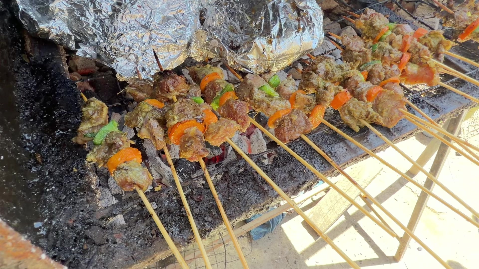 @VisiniaMbeya Zege Nyamachoma