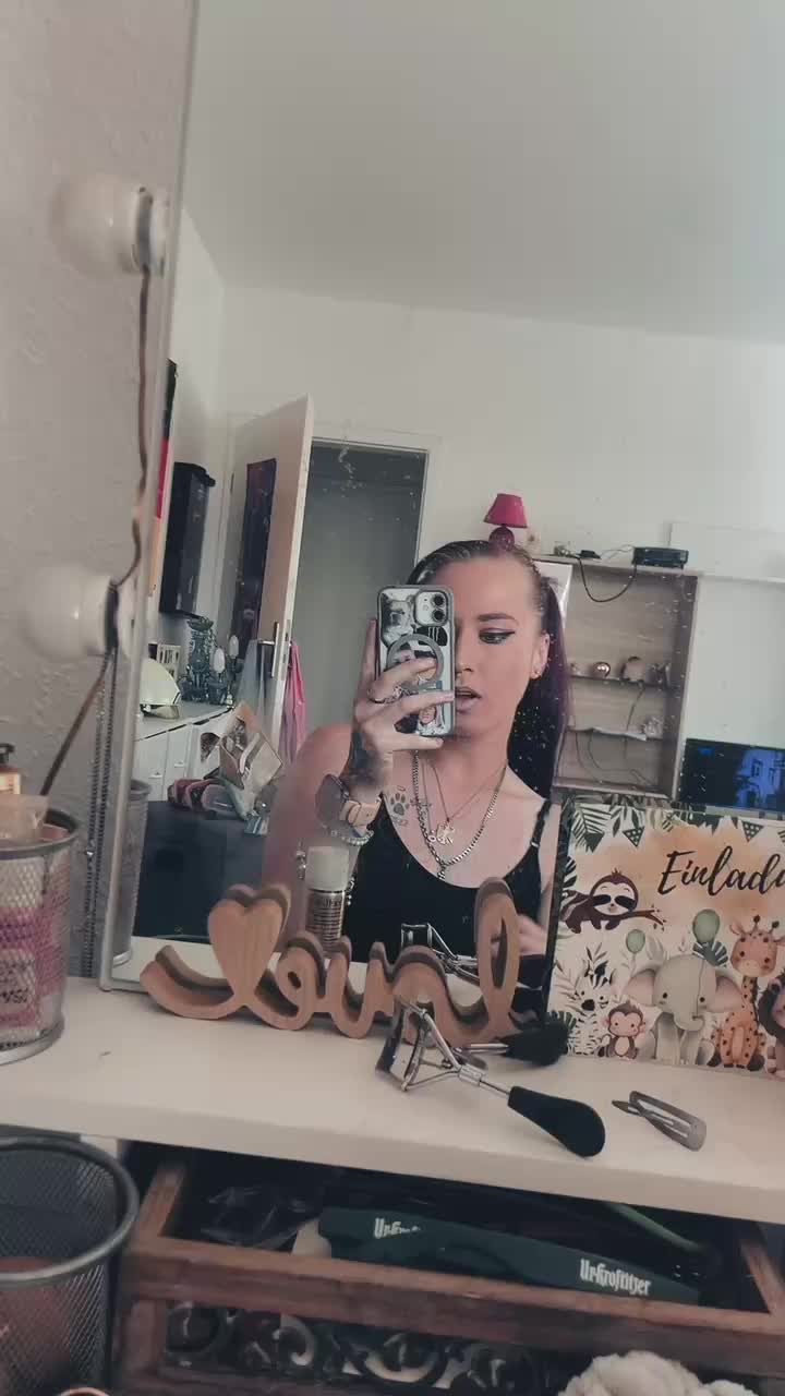 @Seine Prinzessin🖤🤍❤️