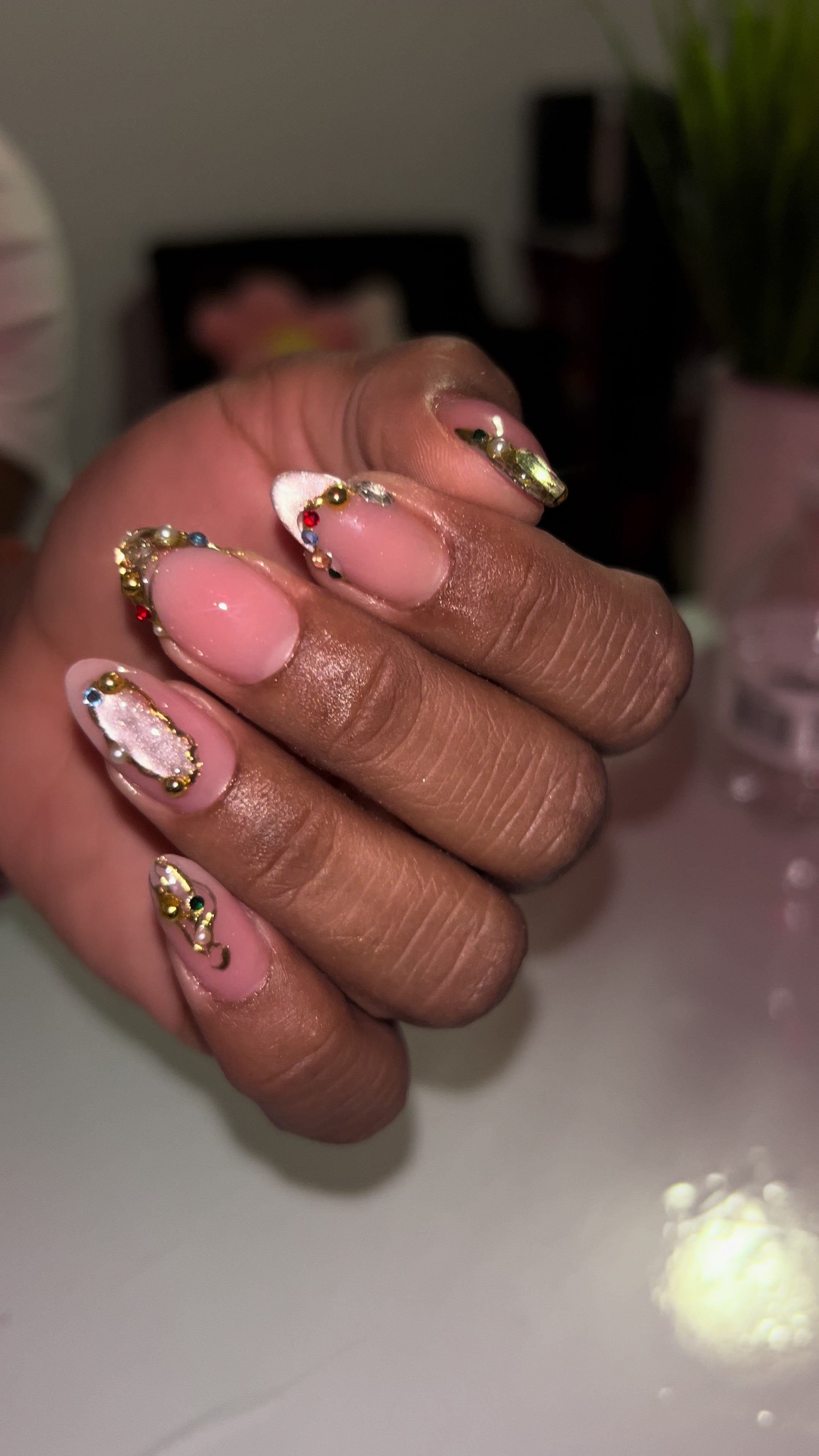 @Nails_Nicolesv