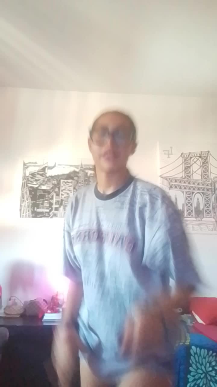 @𝐴𝑚𝑦_𝐸𝑚𝑢𝑐𝑐𝑖𝑎012