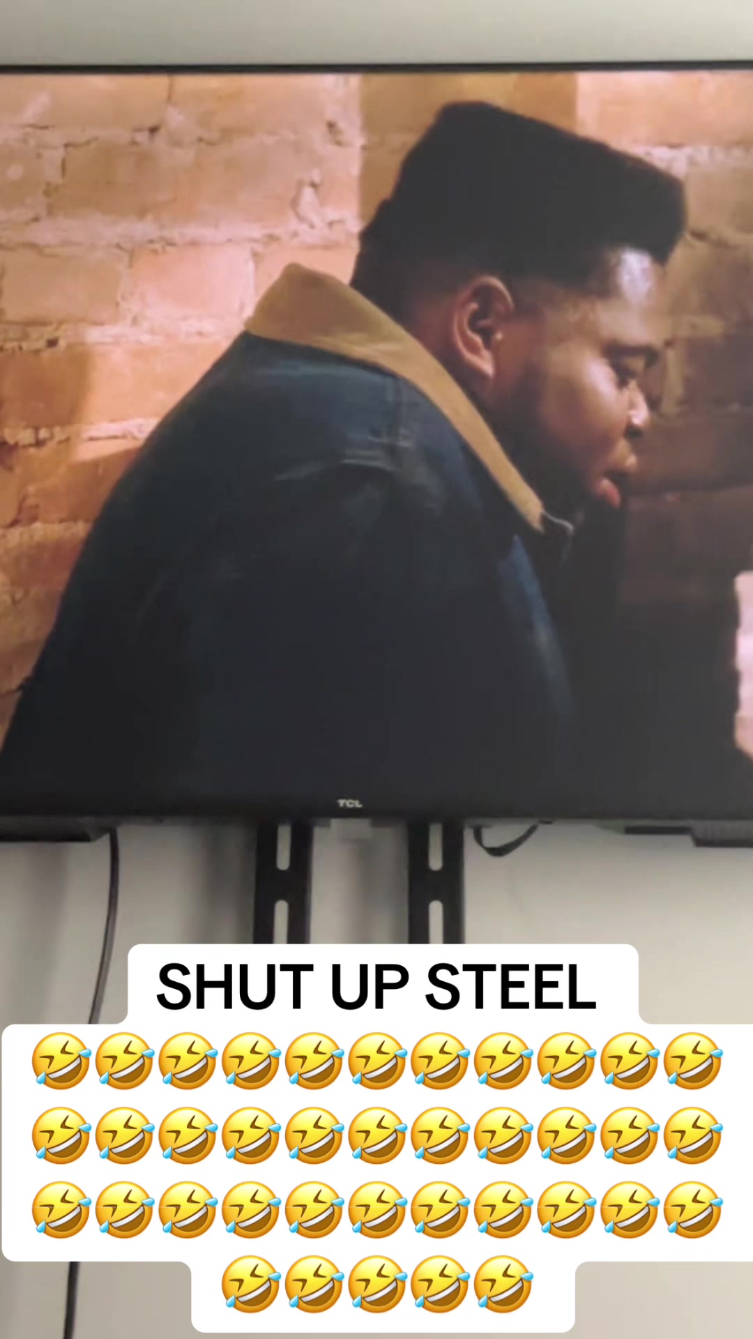 @closedcaptioning_