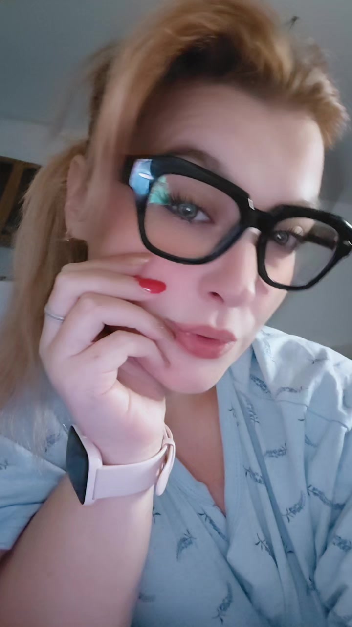 @Vanessa ๐ค๐๐ฆ