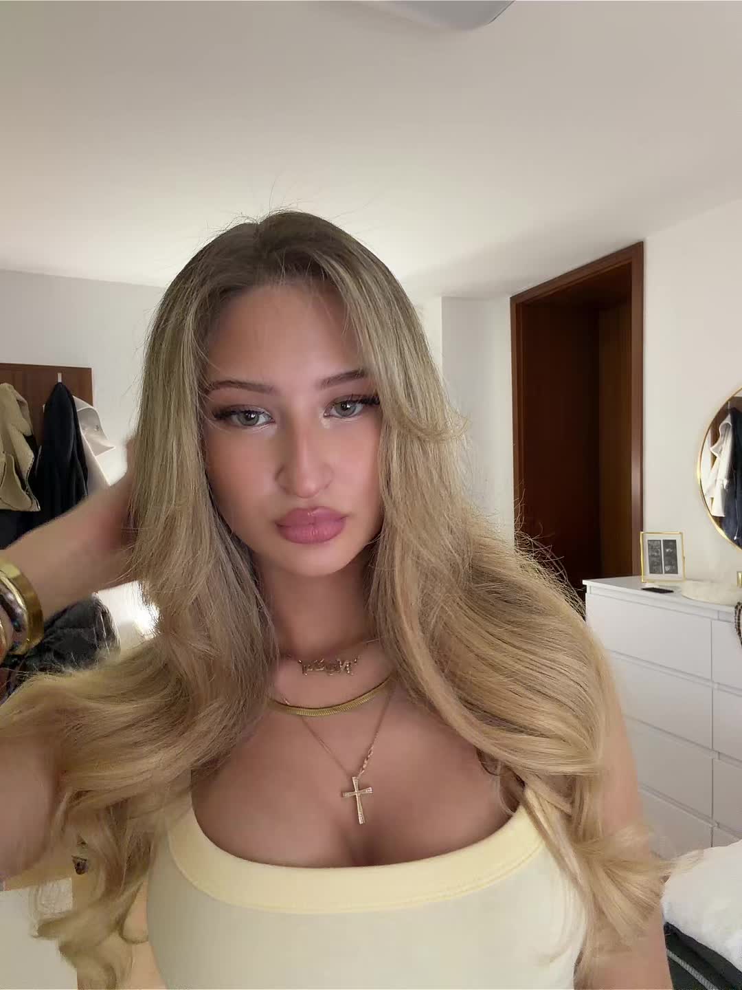 @𝓃𝑒𝒻𝑒𝓁𝒾🪽