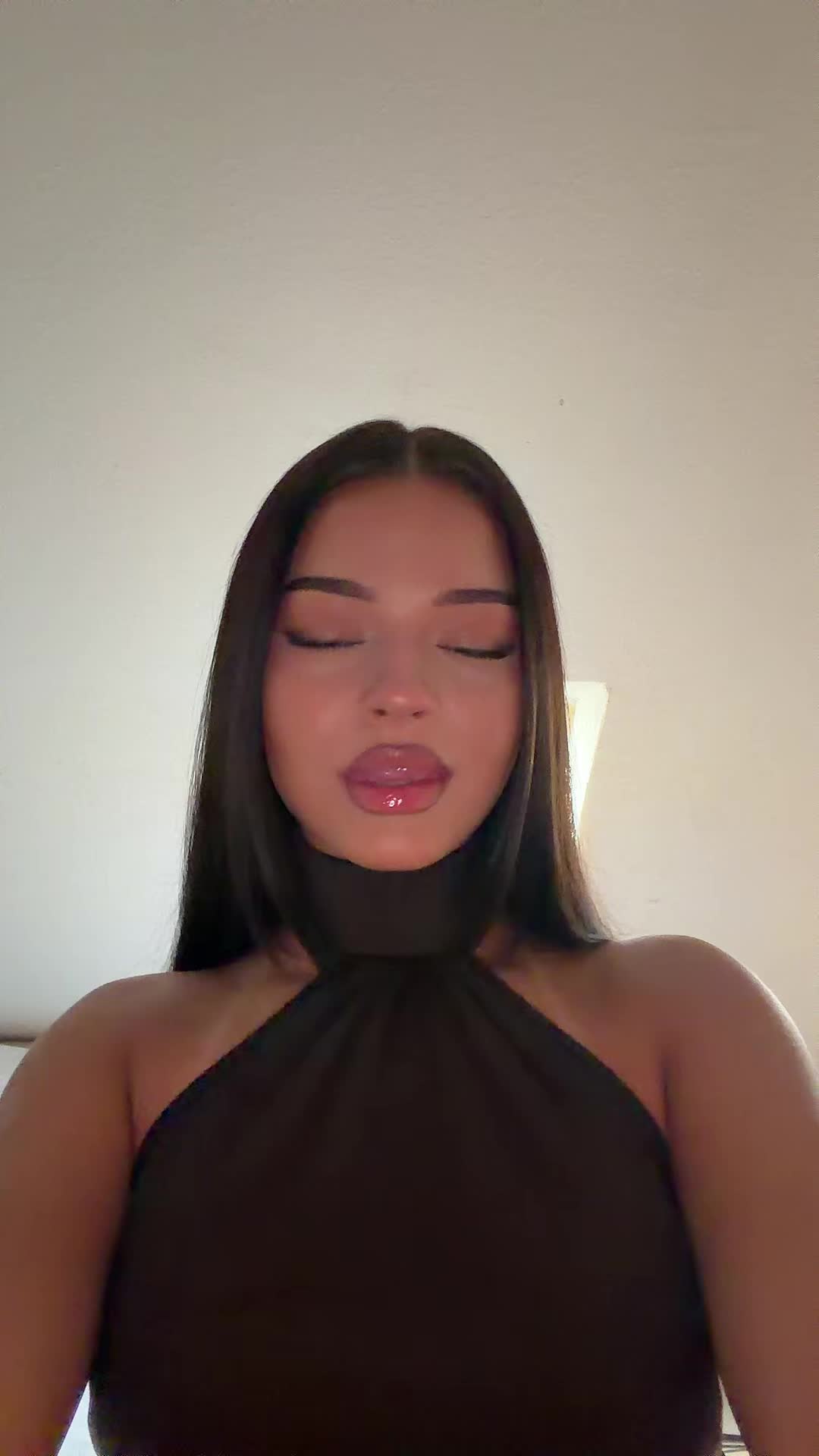 @e
