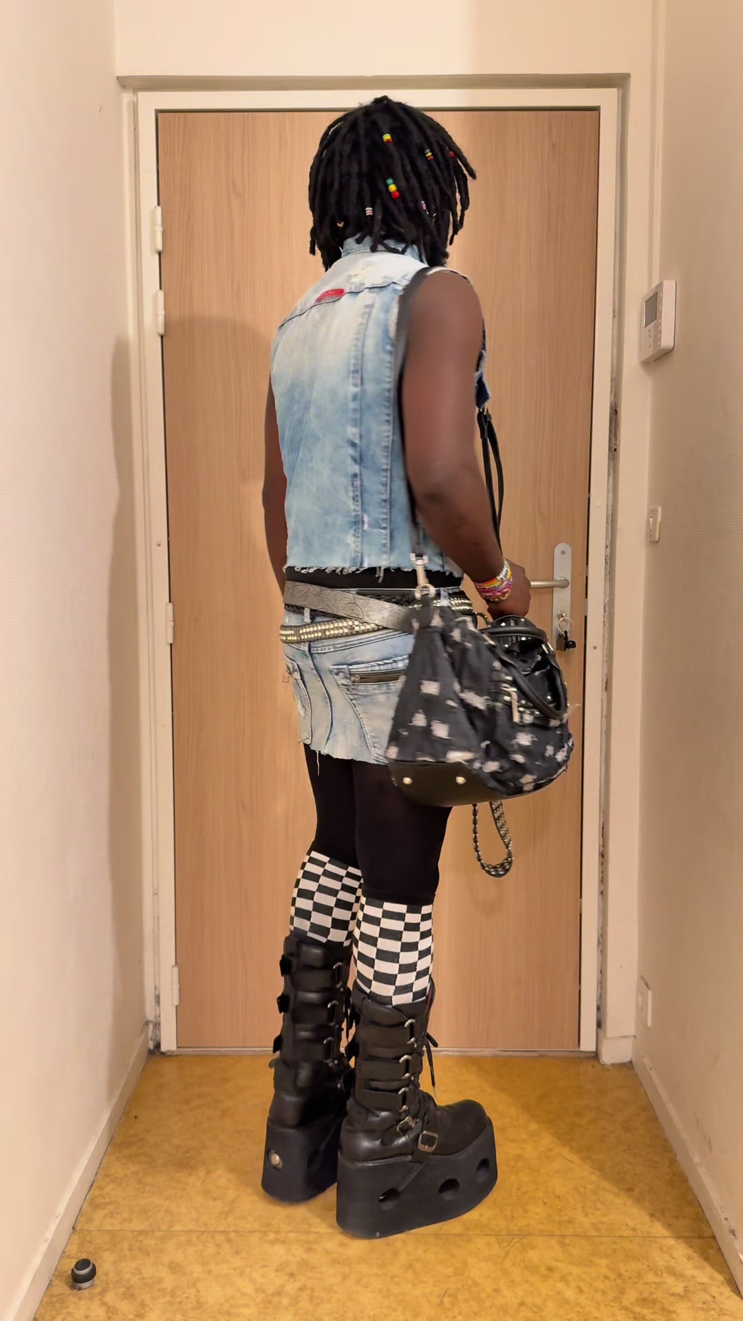 @Hass🇧🇯
