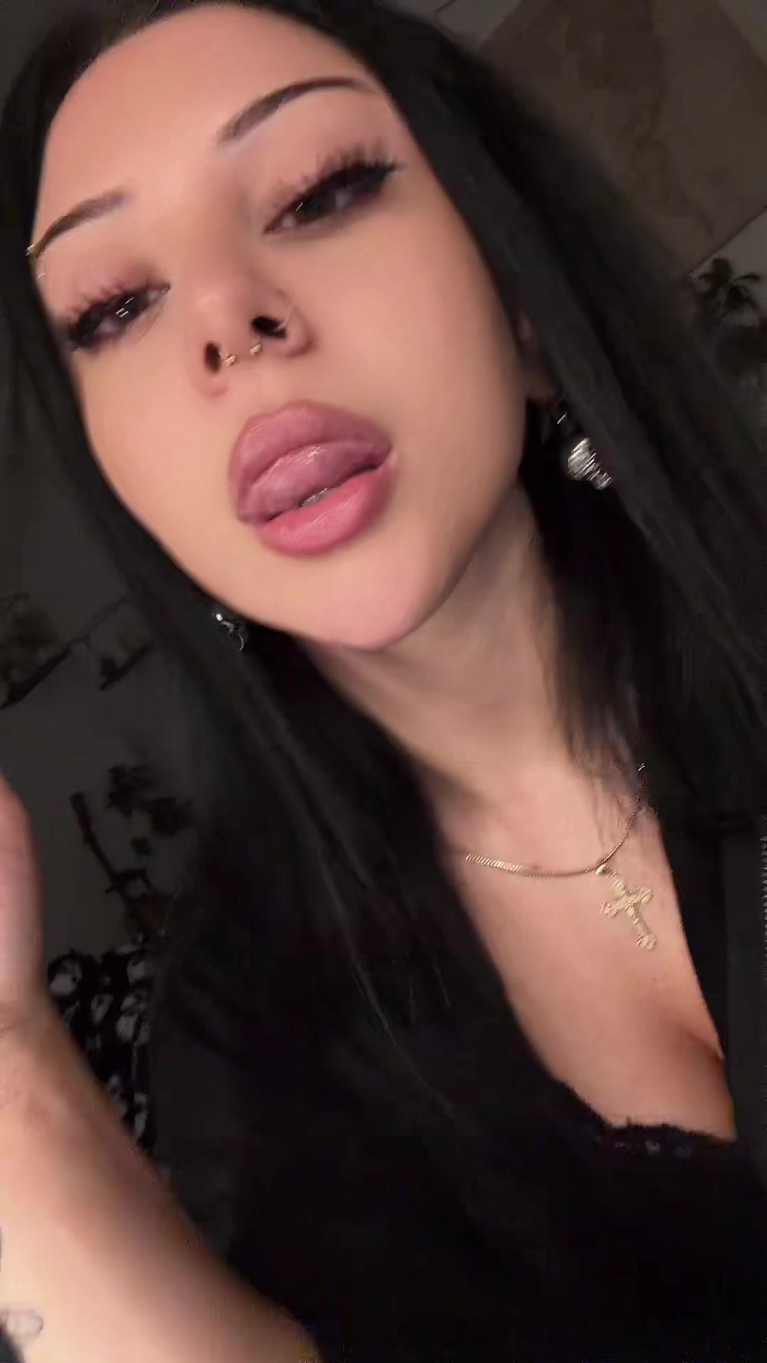 @mia