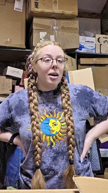 @Syls the doll lady ๐