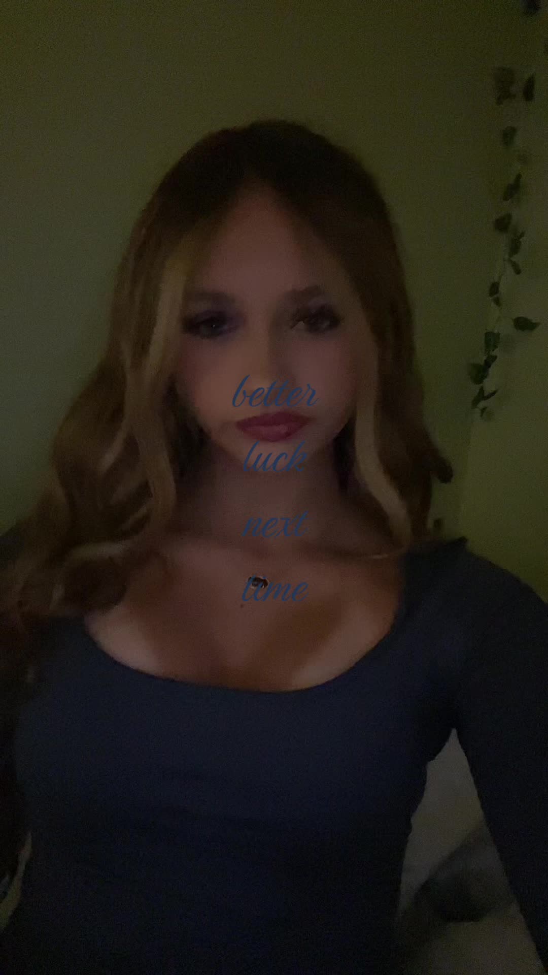 @⃟