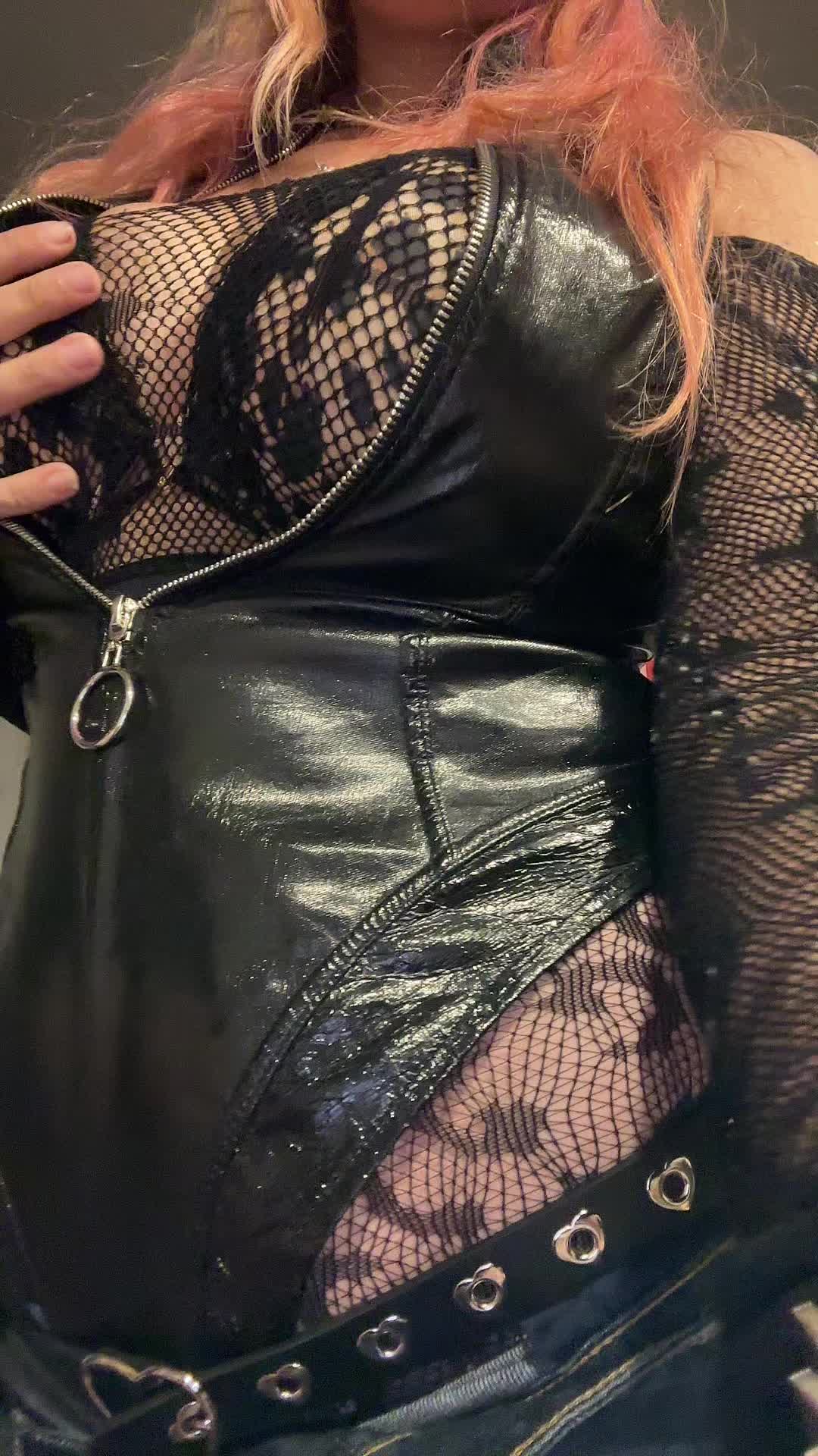 @Bitches be styling