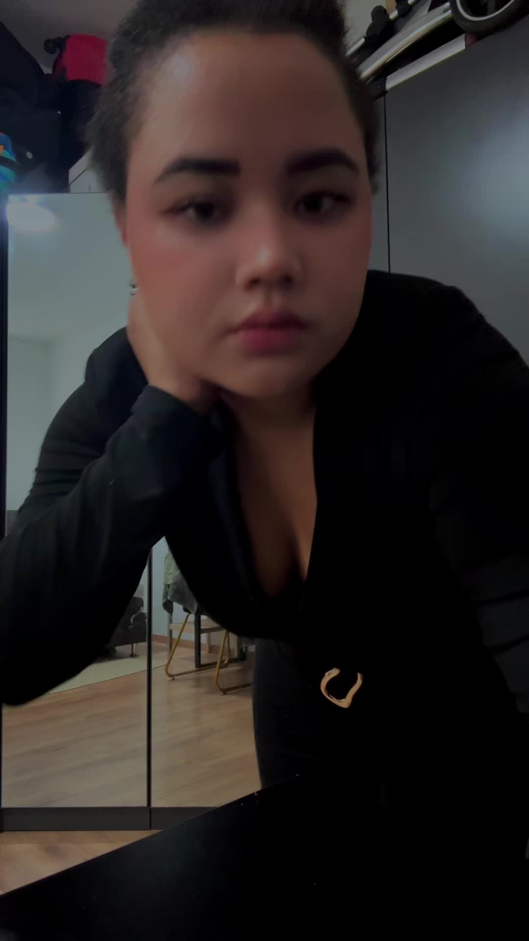 @Laurarodriguez_42