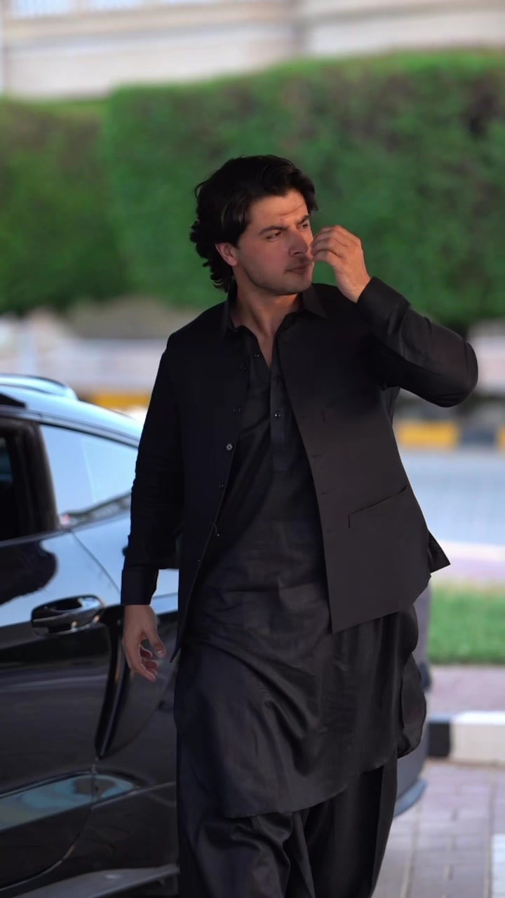 @sheraz_khan27