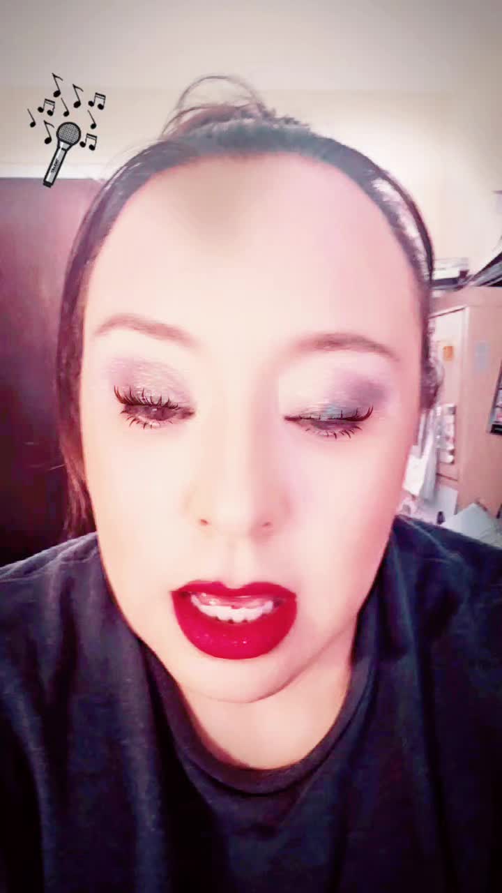 @#angieizhere♡