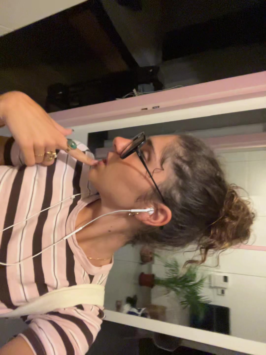@swthrtelr_