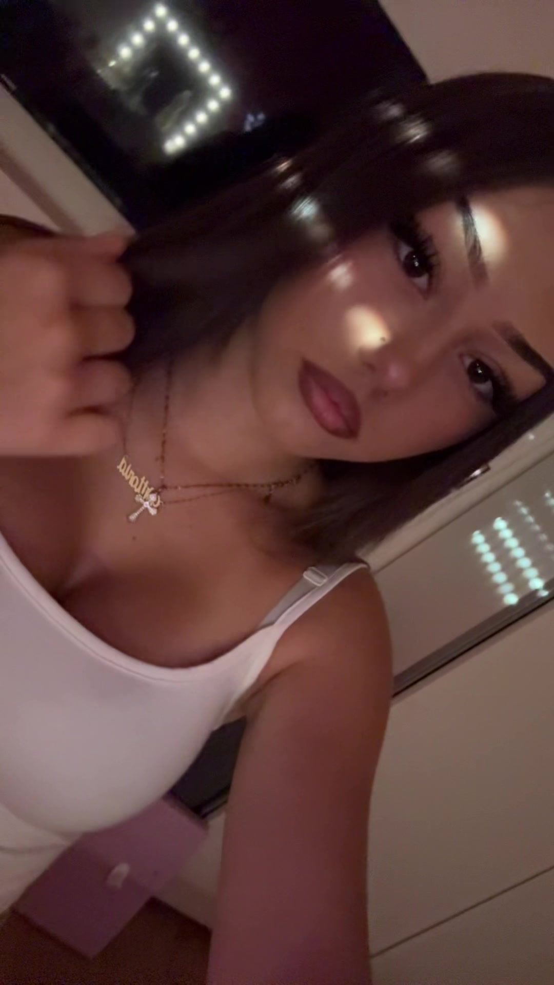 @👻