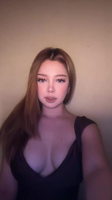 @𝒴 .