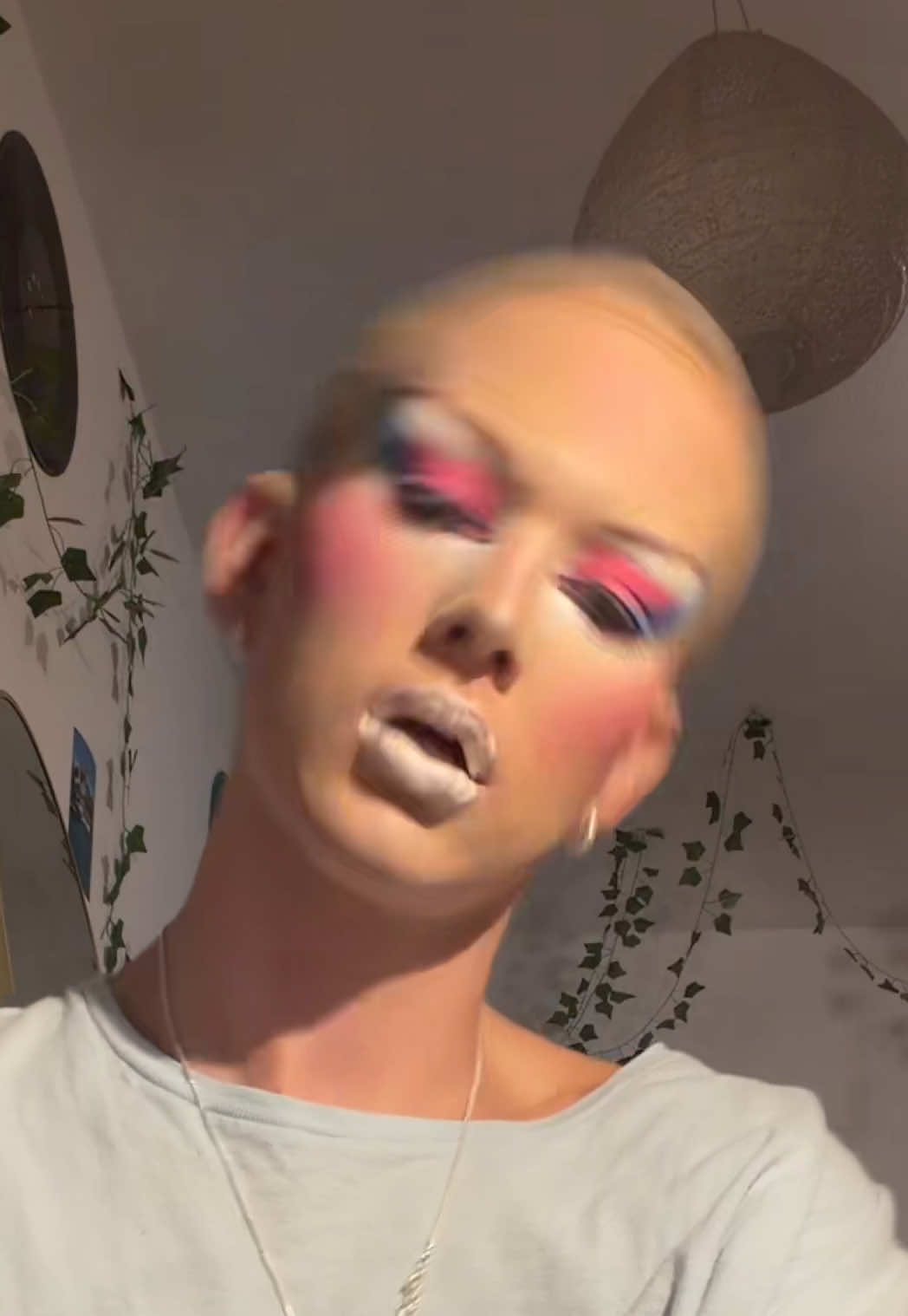@tanti.is.sickening