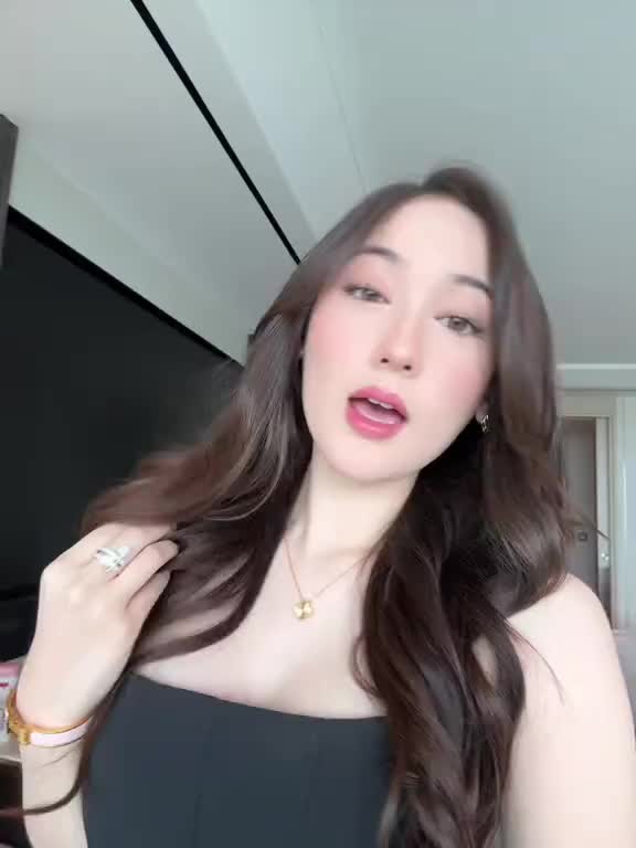 @laura moane