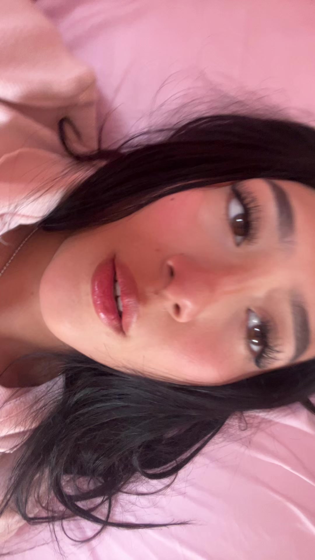 @𝒯𝓊 𝒷𝒶𝓇𝒷𝒾🐒🍀