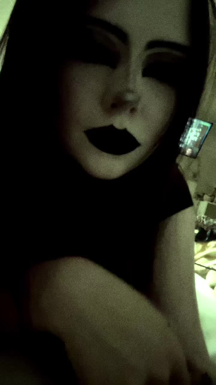 @💋