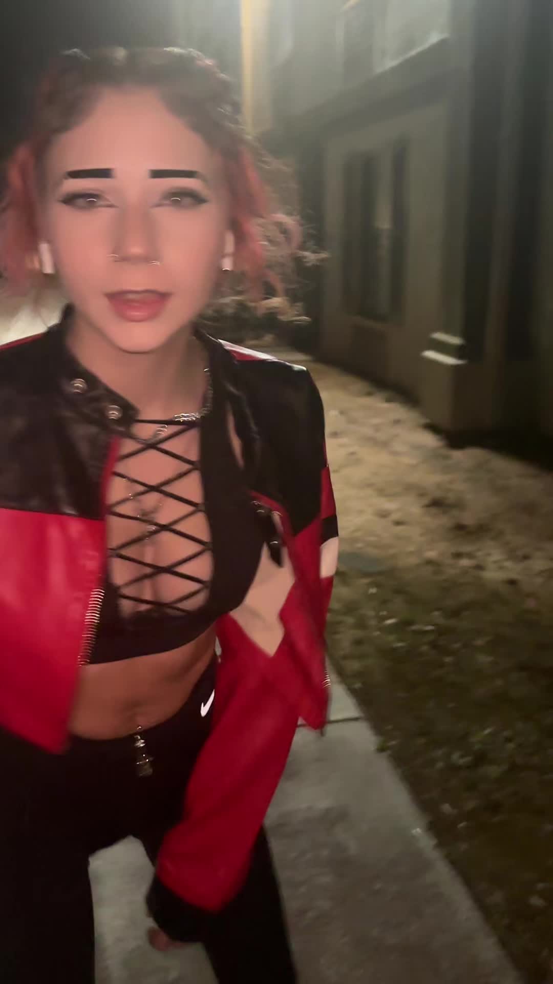 @Dani✨
