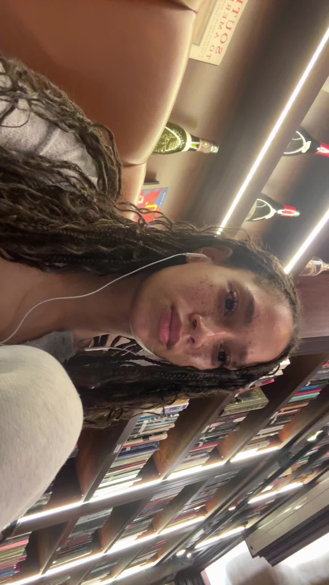 @turnurphoneoffandadoreme