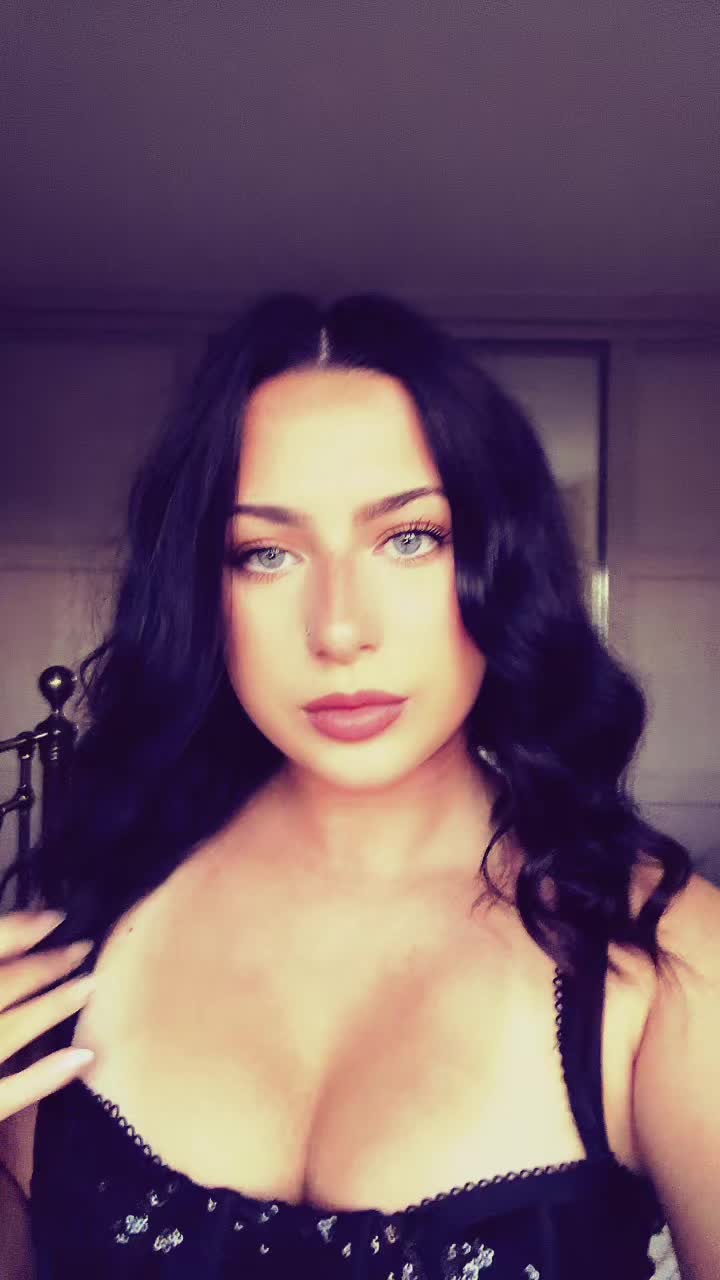 @Emma🕯️🌙🍸