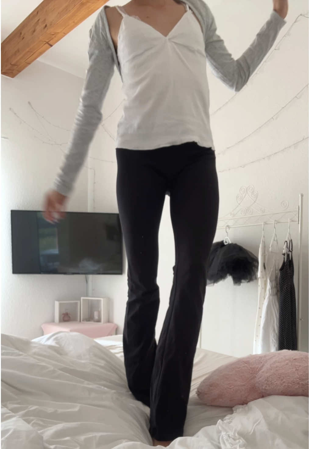 @𝒶𝓁𝒾𝓎𝒶🩰