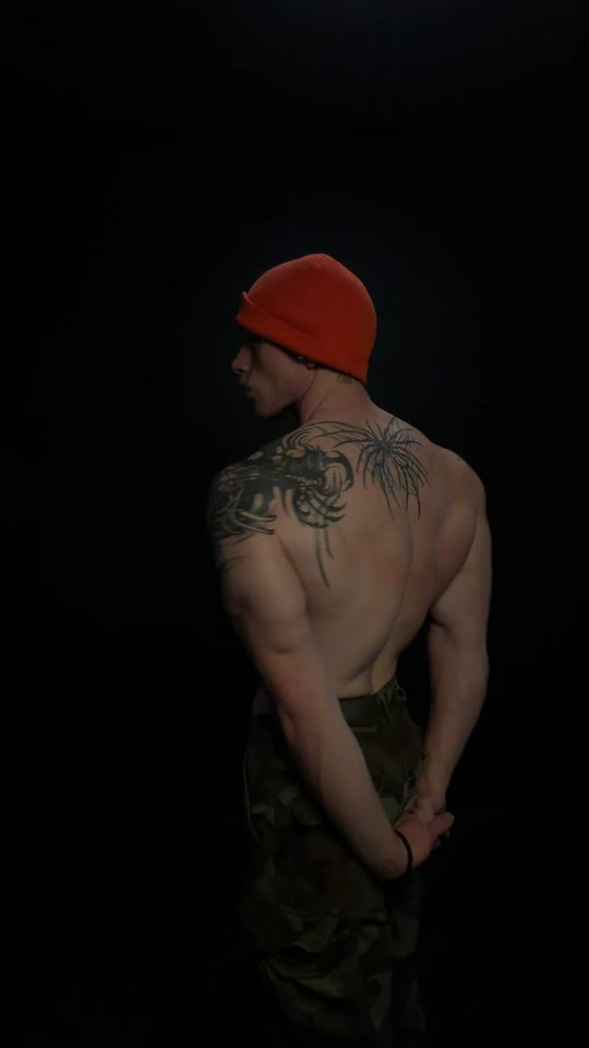 @itsjustshon