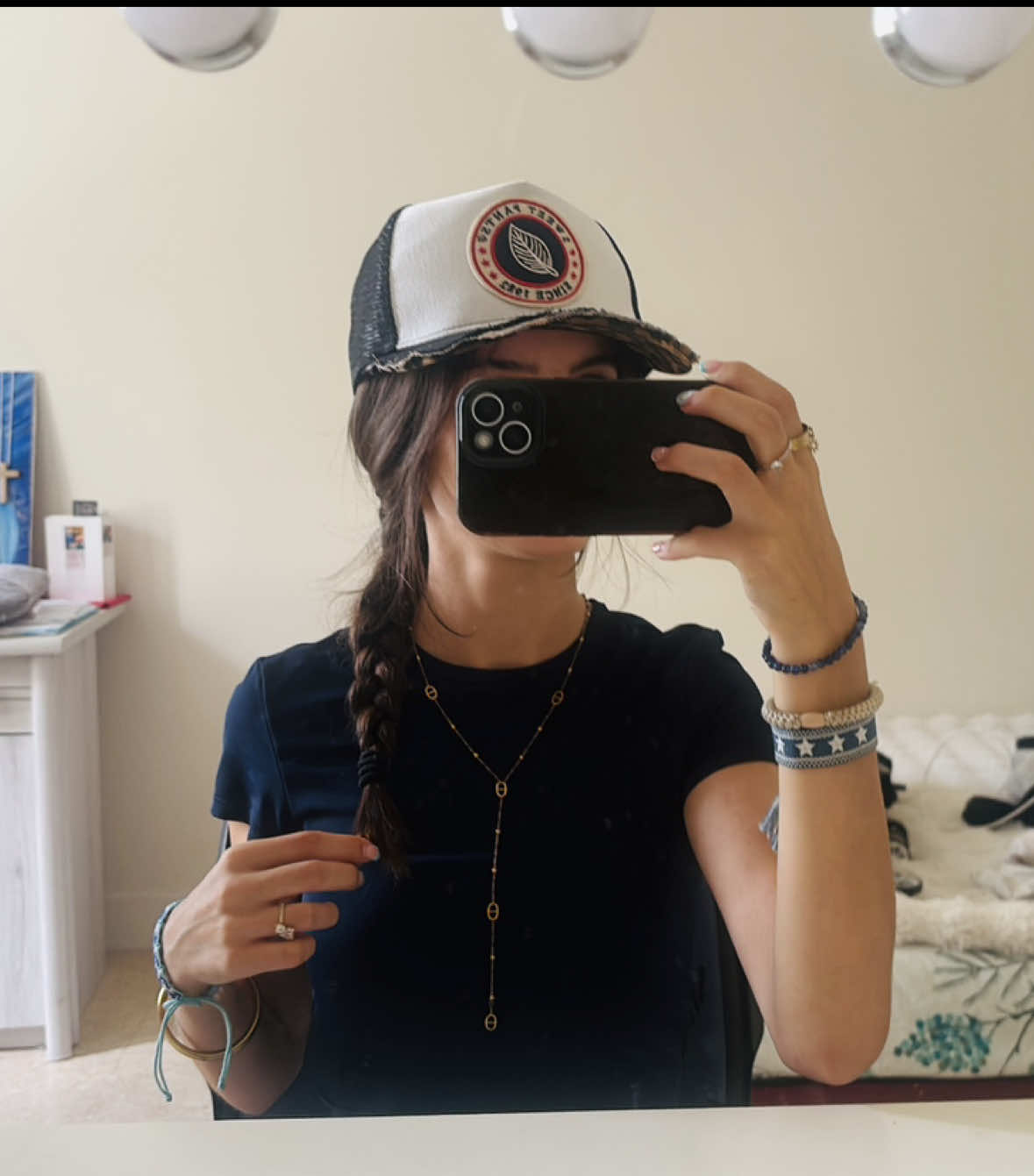 @user.011