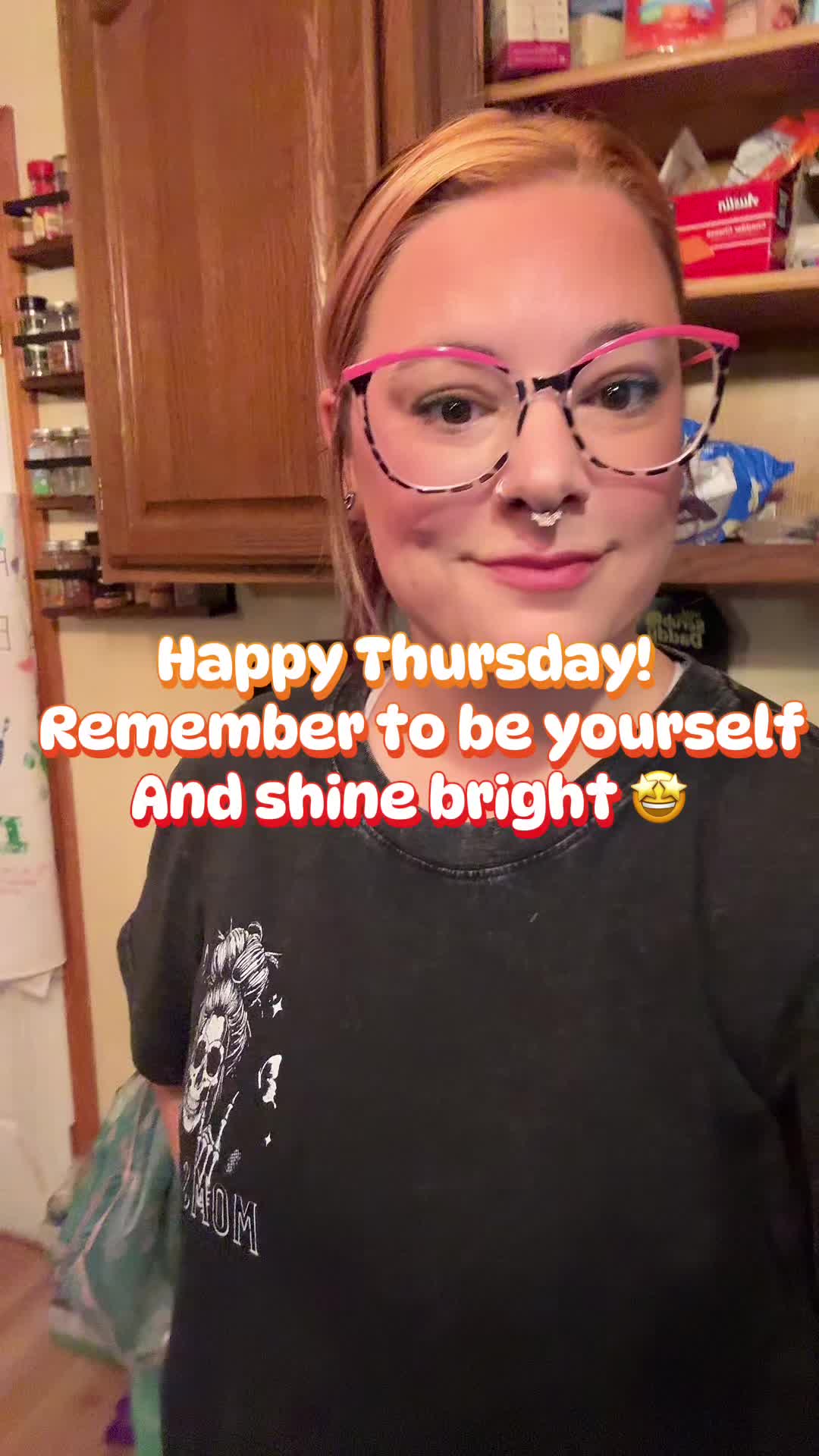 @D.A.N.A 🩷🖤🩷