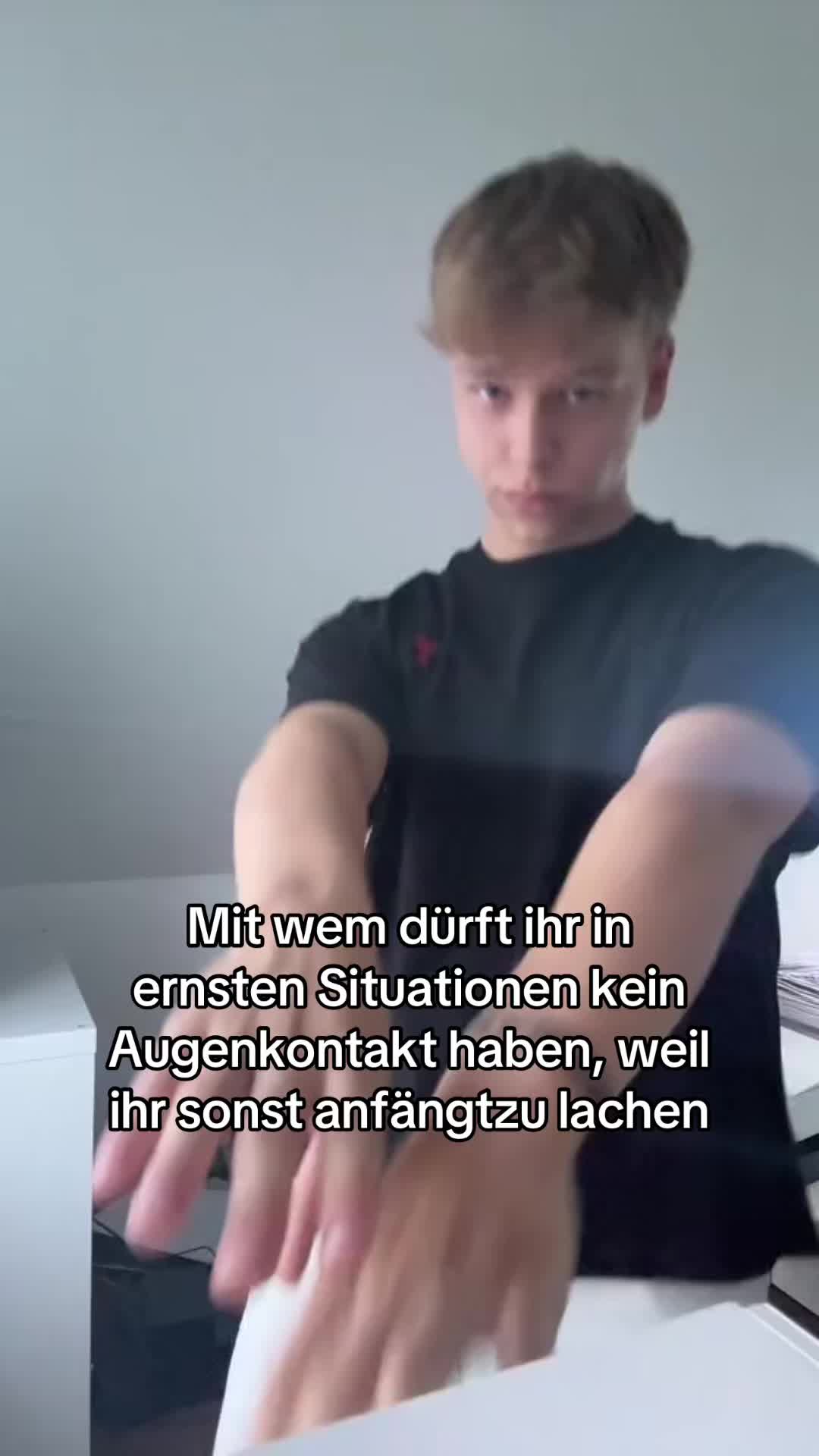 @💫