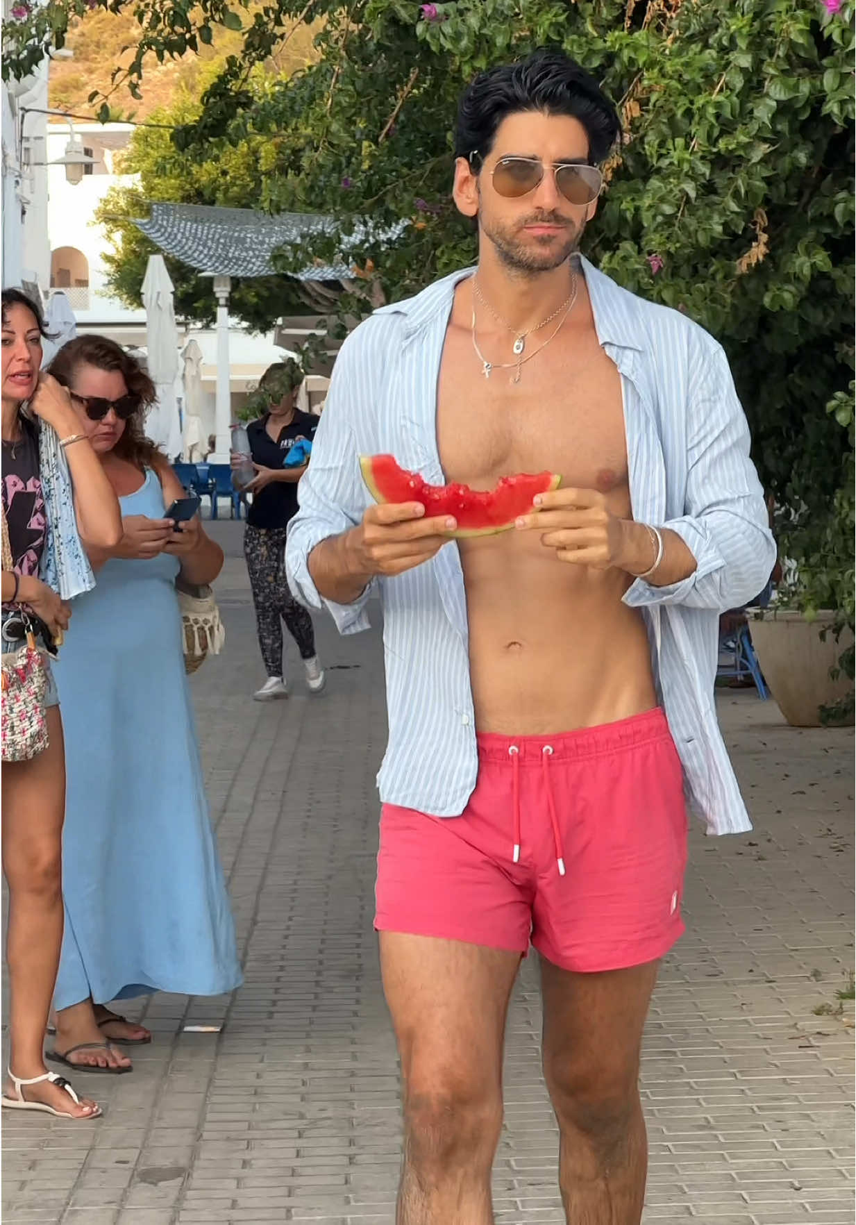 @andresleonardic_