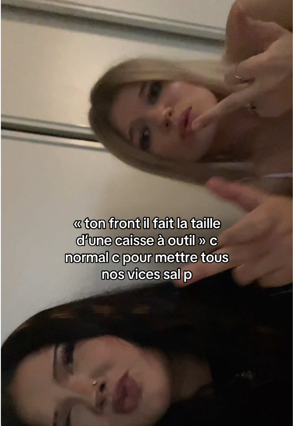 @hélène.vrdd