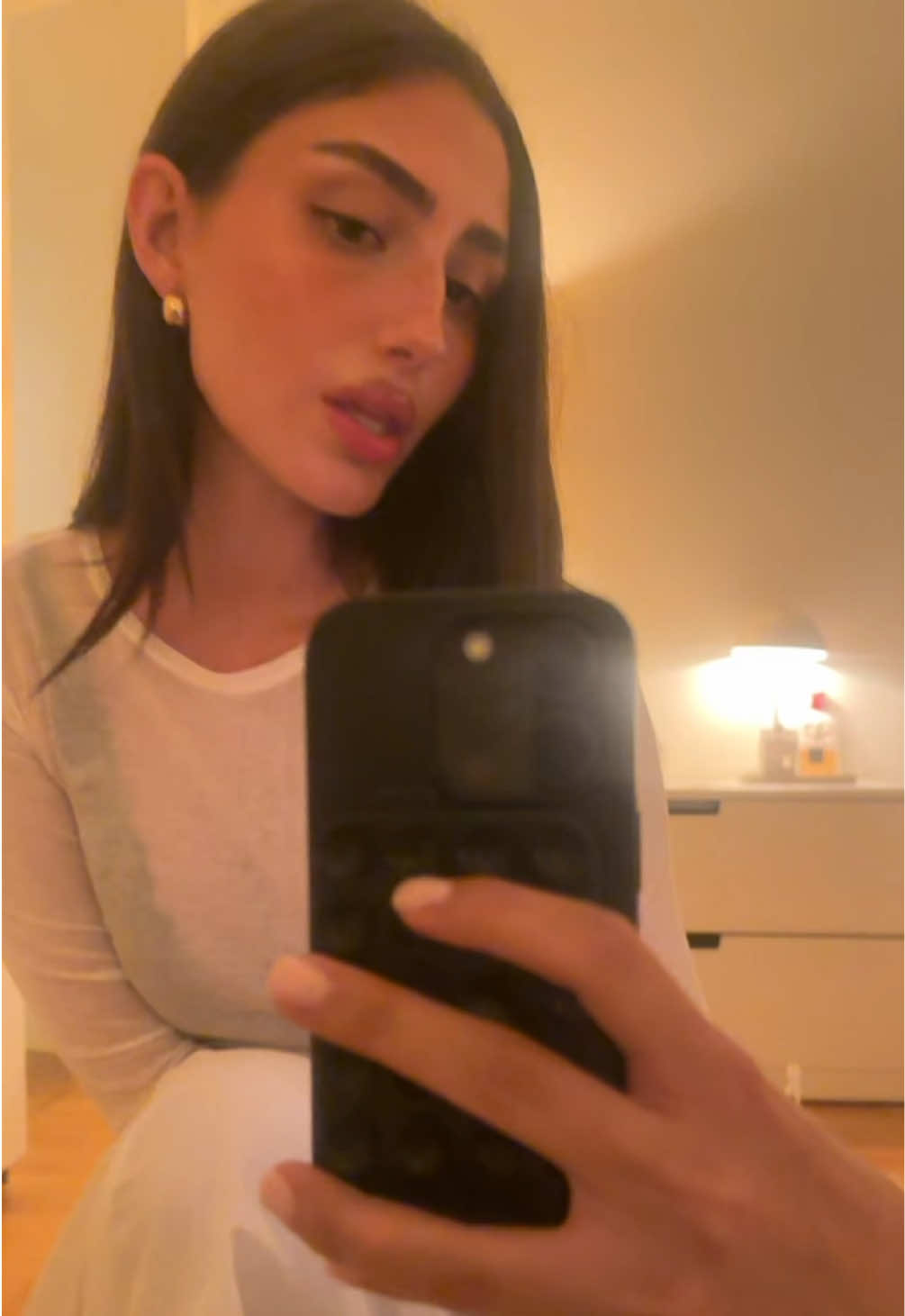 @⠀