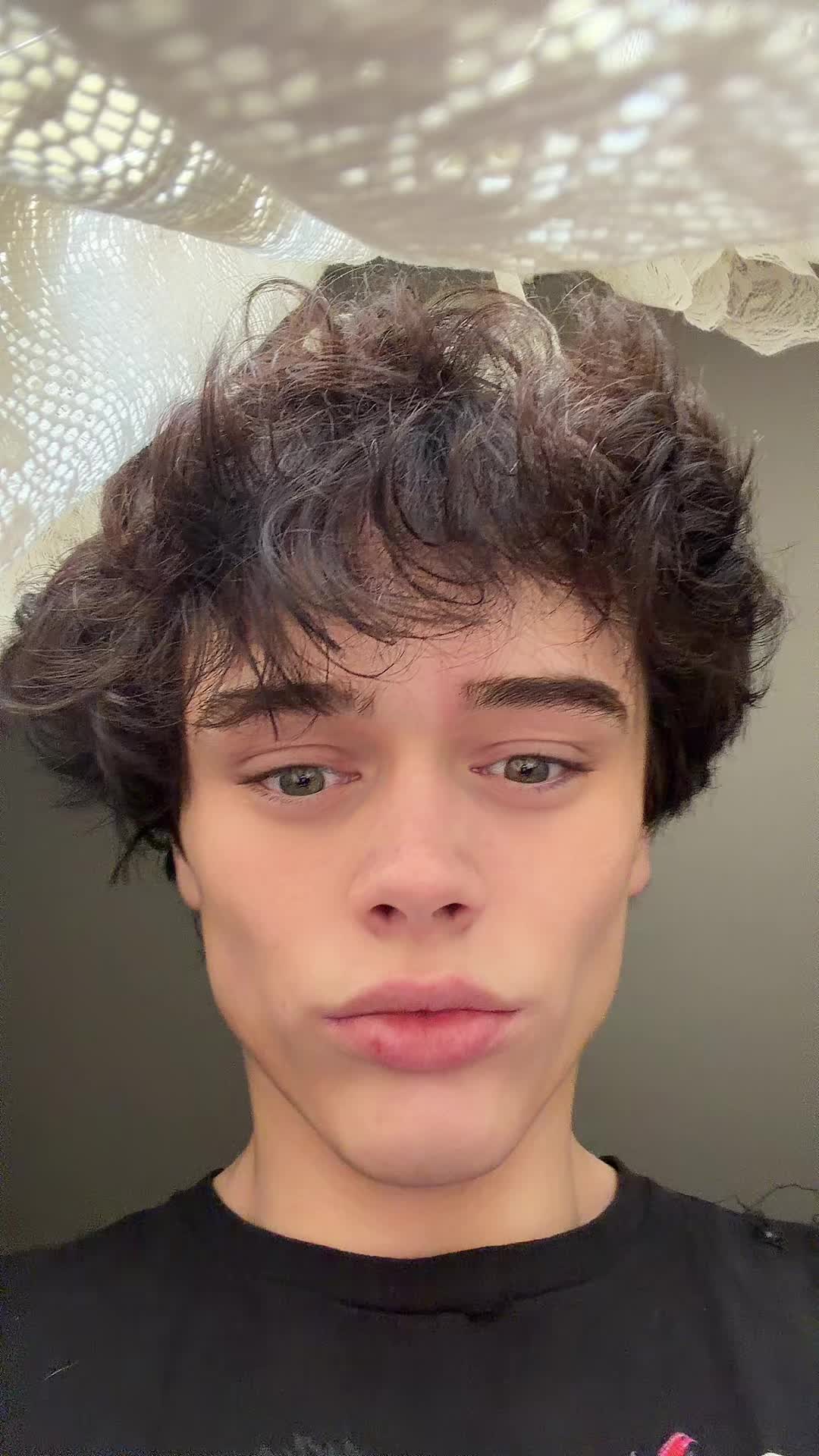 @YourzTruly