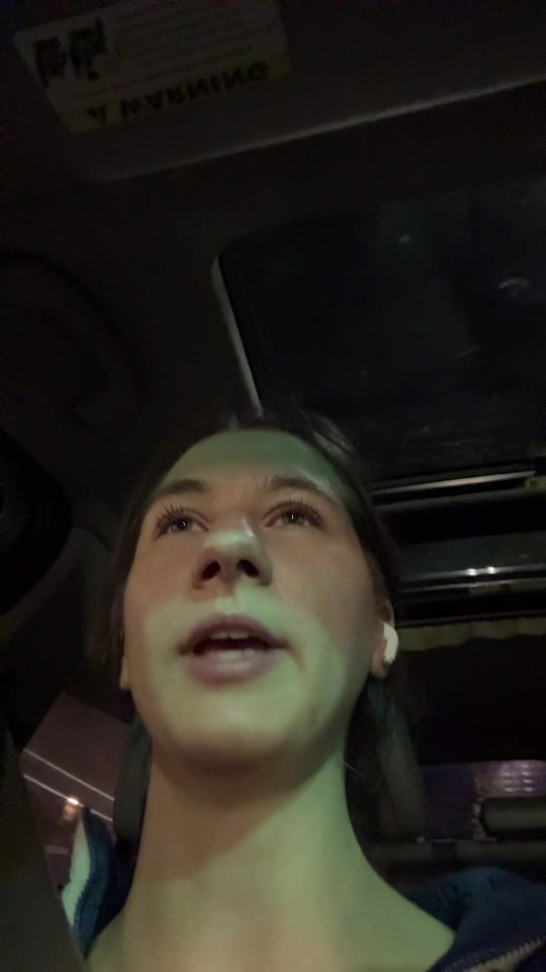 @isabella