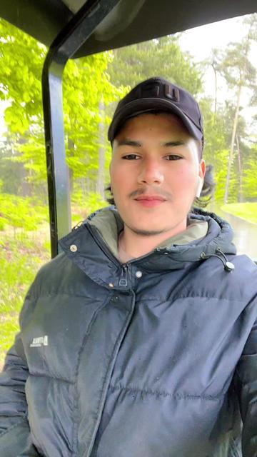 @Sankar Dhami🇳🇵🫶🏽🇸🇮