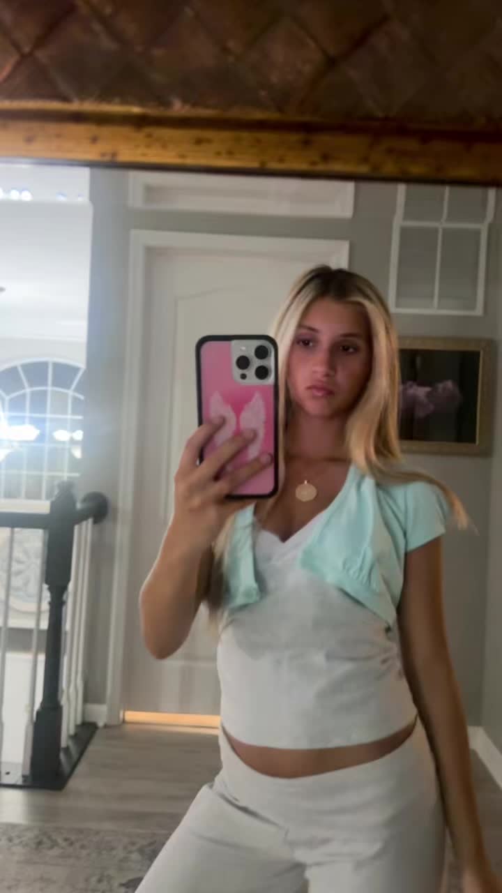 @toriana