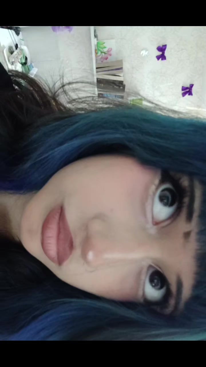 @Blueberry 🫐