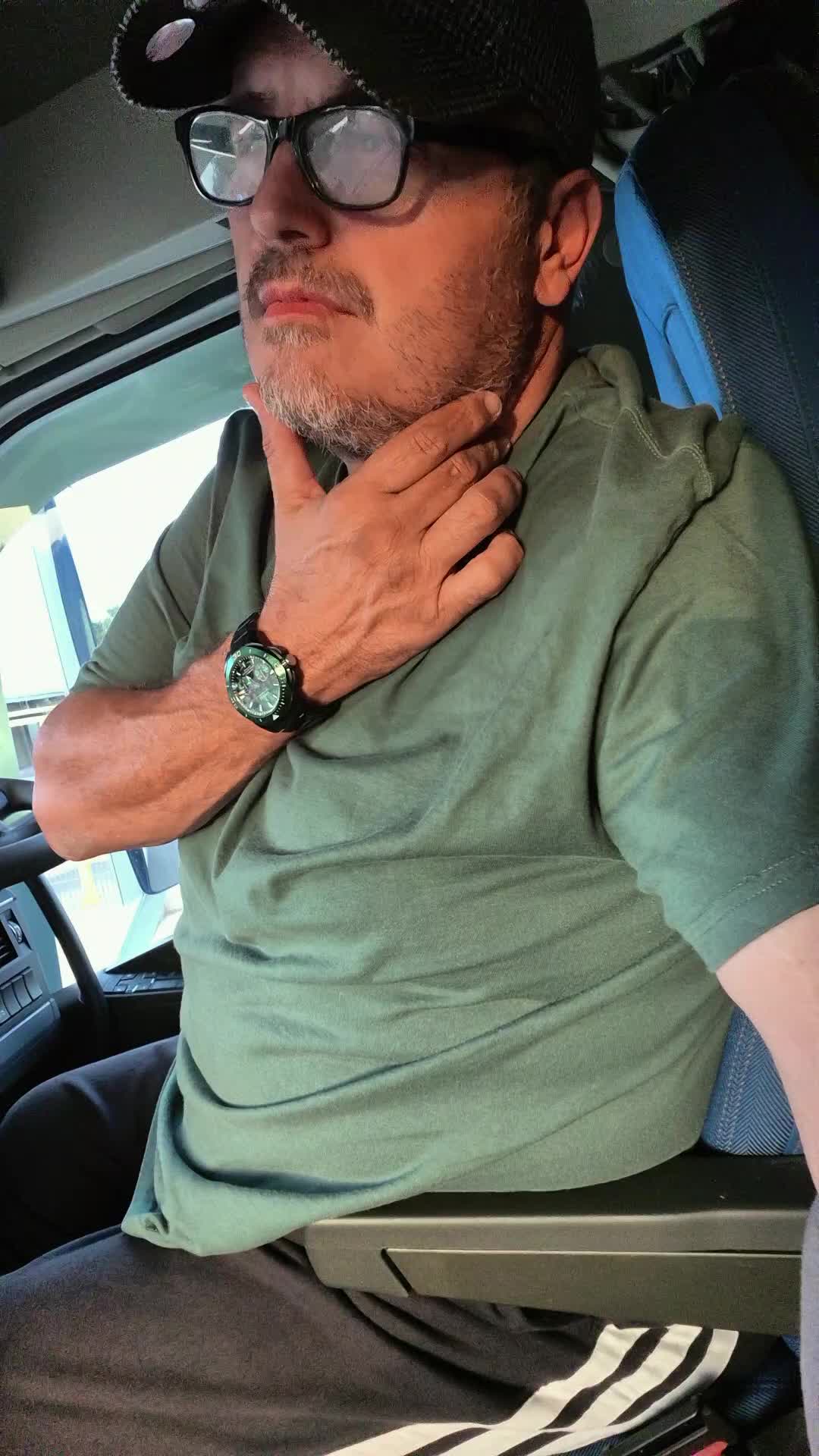 @marcozanutel