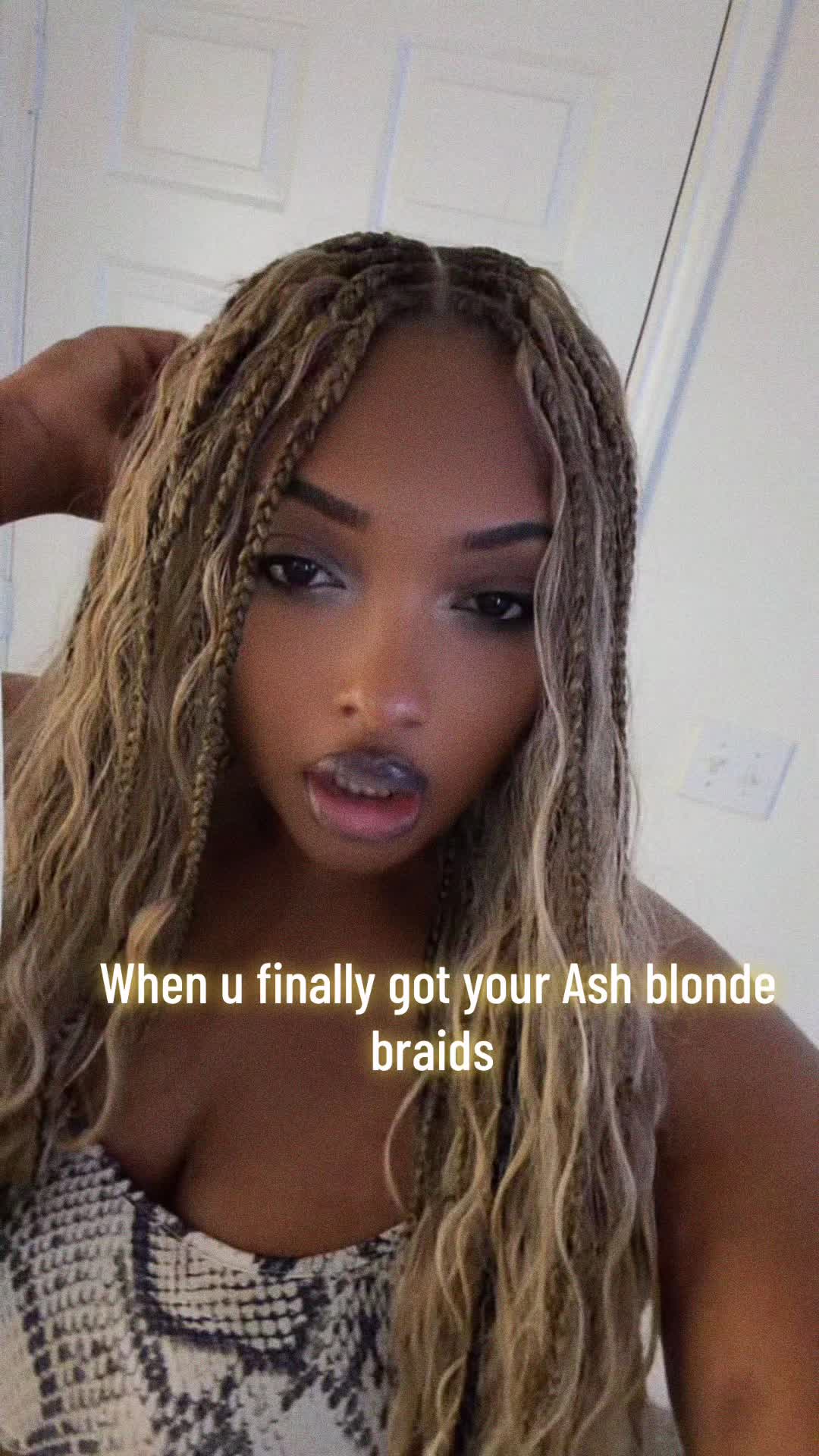 @Ariane Symoné
