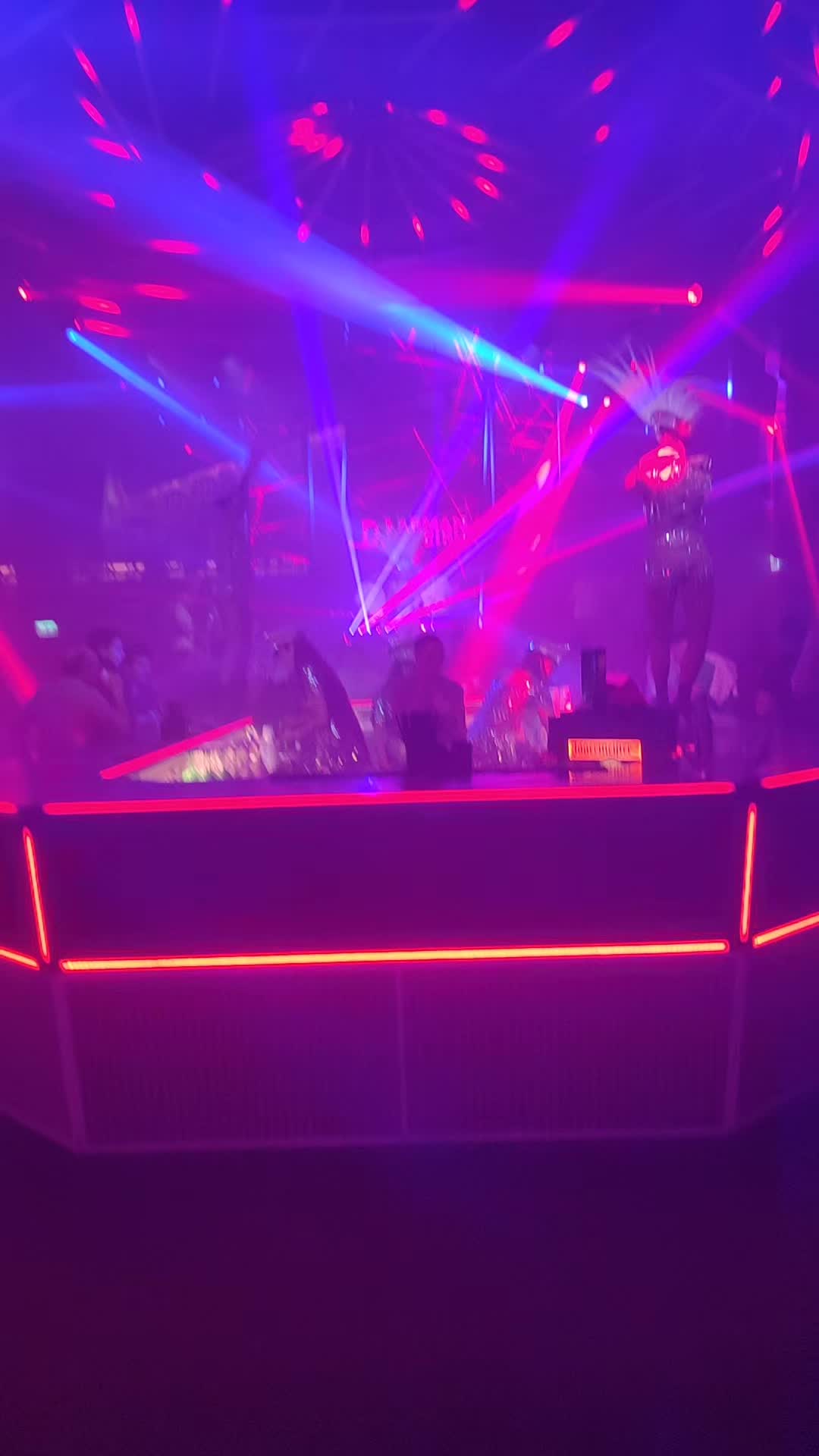 @luponero