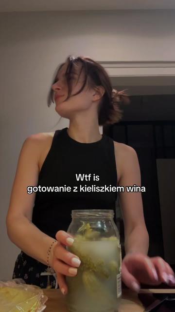 @MADEBYLAURA