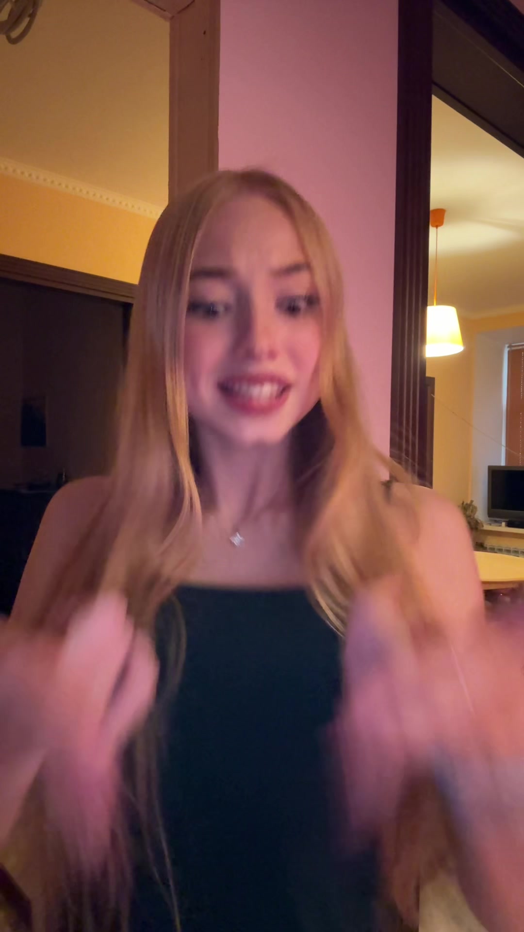 @викусик🌷