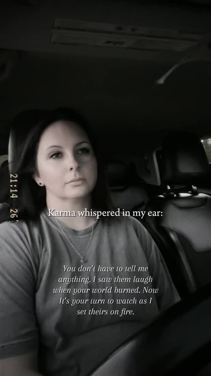 @April Nicole🖤